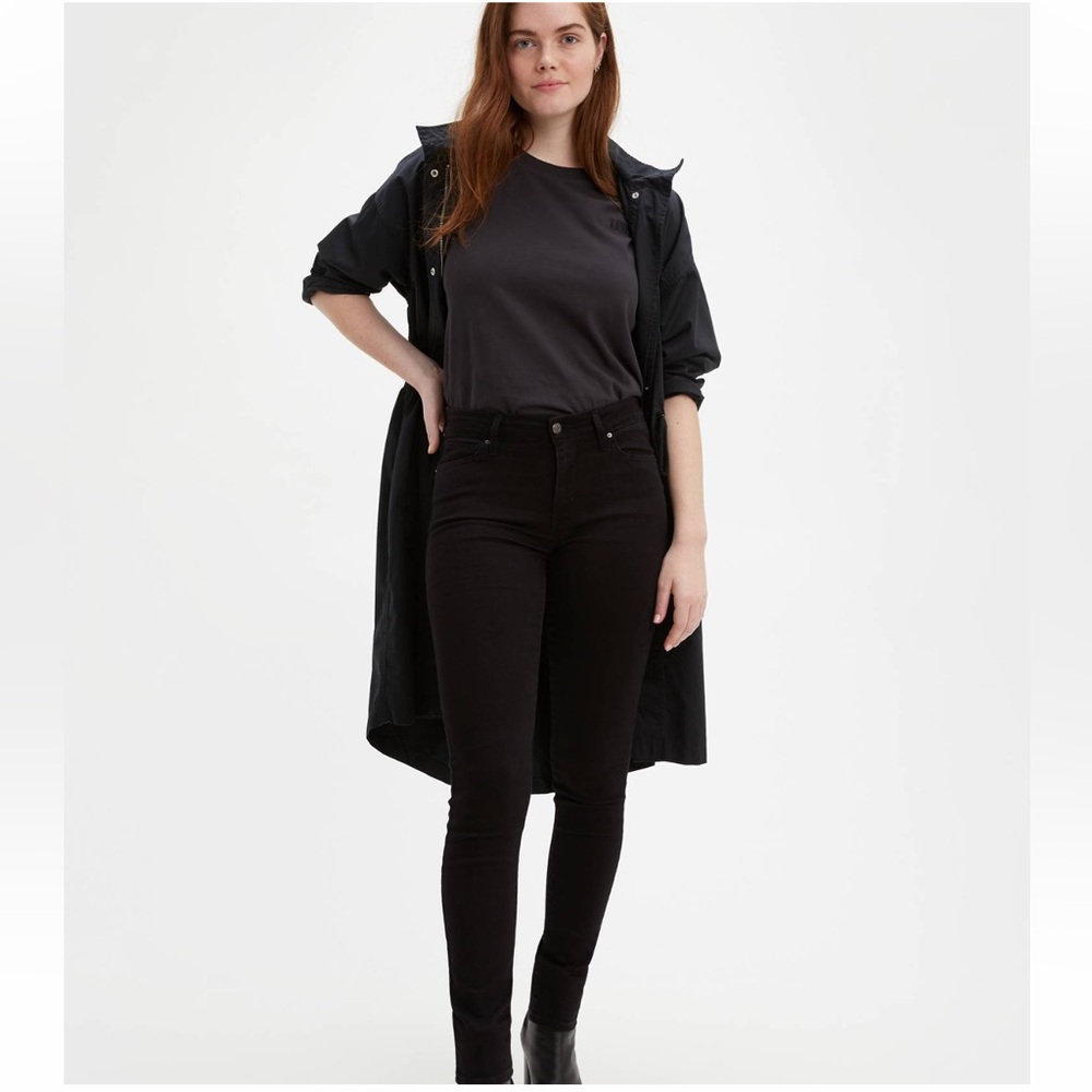 Levi’s 711 Skinny Women’s Jeans